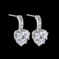 Cercei inima placati cu paladiu si cristale zirconii AAA