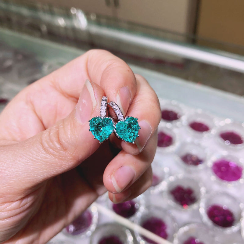 Cercei inima placati cu paladiu si cristale zirconii AAA