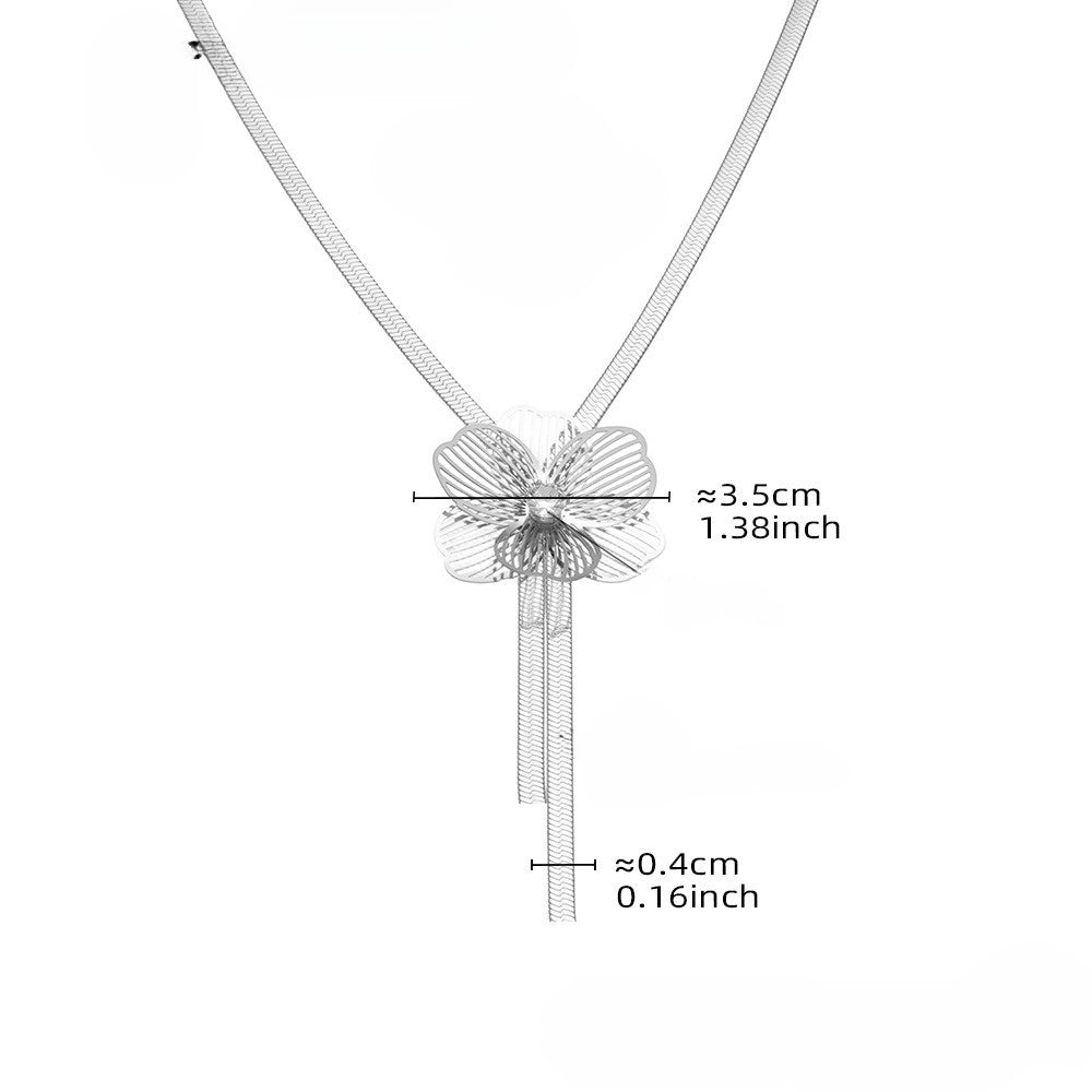 Colier cu floare 3D din otel inoxidabil placat cu aur 18K