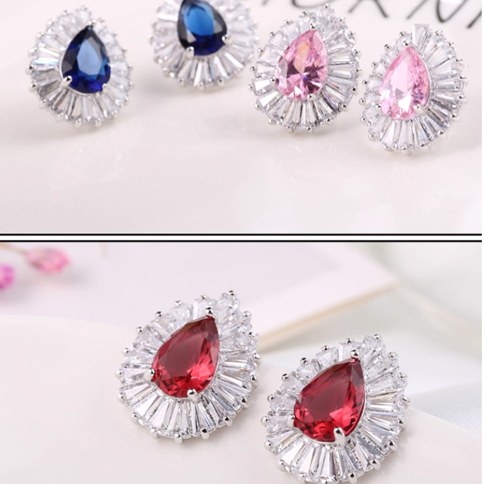 Cercei placati cu paladiu in forma de lacrima, cu zirconii