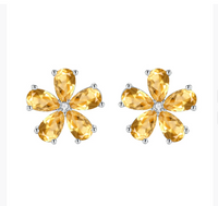 Cercei placati cu paladiu, cu flori din cristale zirconii galbene si ace de argint 925