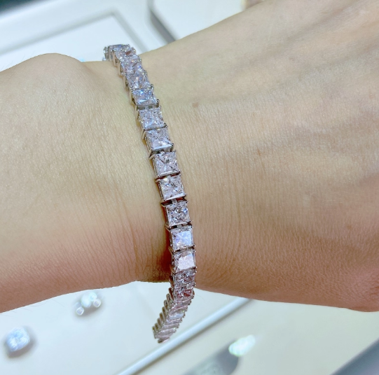 Bratara placata cu paladiu, cu cristale zirconii si inchidere fixa