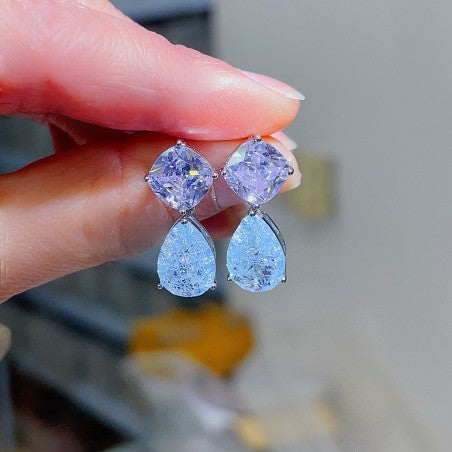 Cercei placati cu aur 18K si zirconii colorate