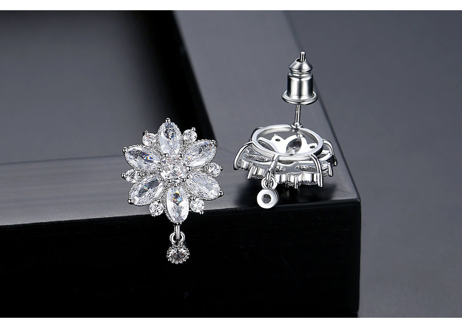 Cercei placati cu aur 14k cu cristale zirconii si ace de argint 925