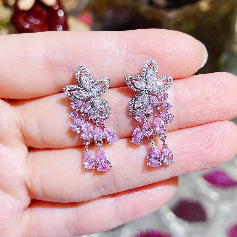 Cercei placati cu paladiu, detalii florale din zirconii si ace din argint S925