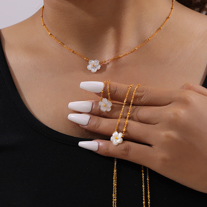 Colier din oțel inoxidabil placat cu aur 18K, cu pandantiv floare