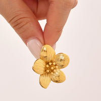 Cercei in forma de floare din otel inoxidabil placati cu aur 18K