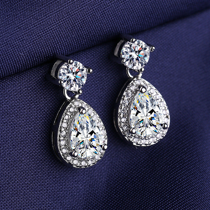 Cercei placati cu paladiu in forma de lacrima, cu zirconii AAA