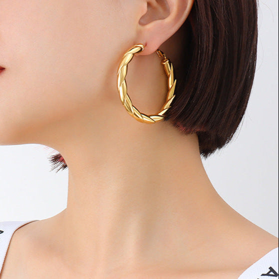 Cercei geometrici din oțel inoxidabil placat cu aur 18K