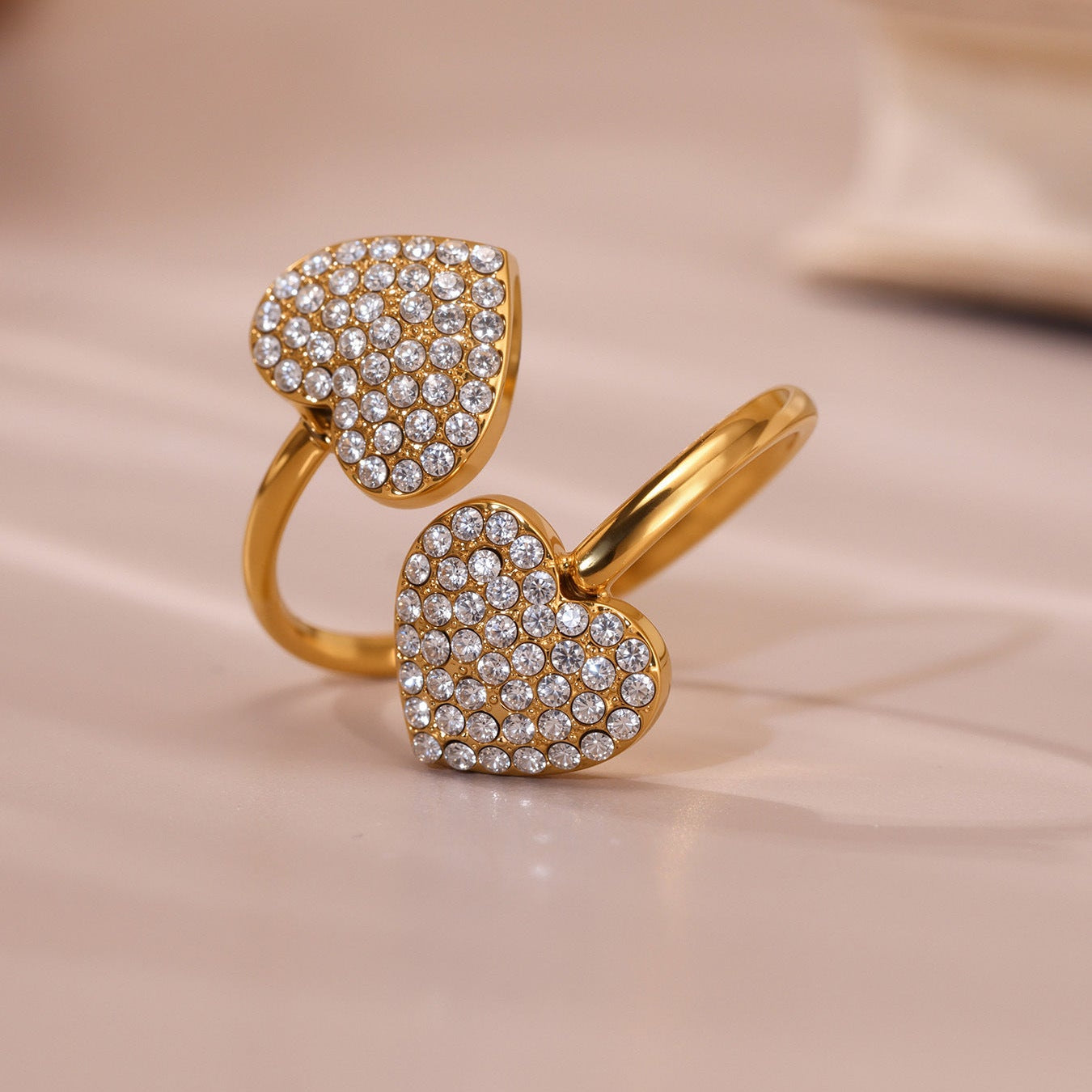 Inel ajustabil din otel inoxidabil placat cu aur 18K si cristale zirconii