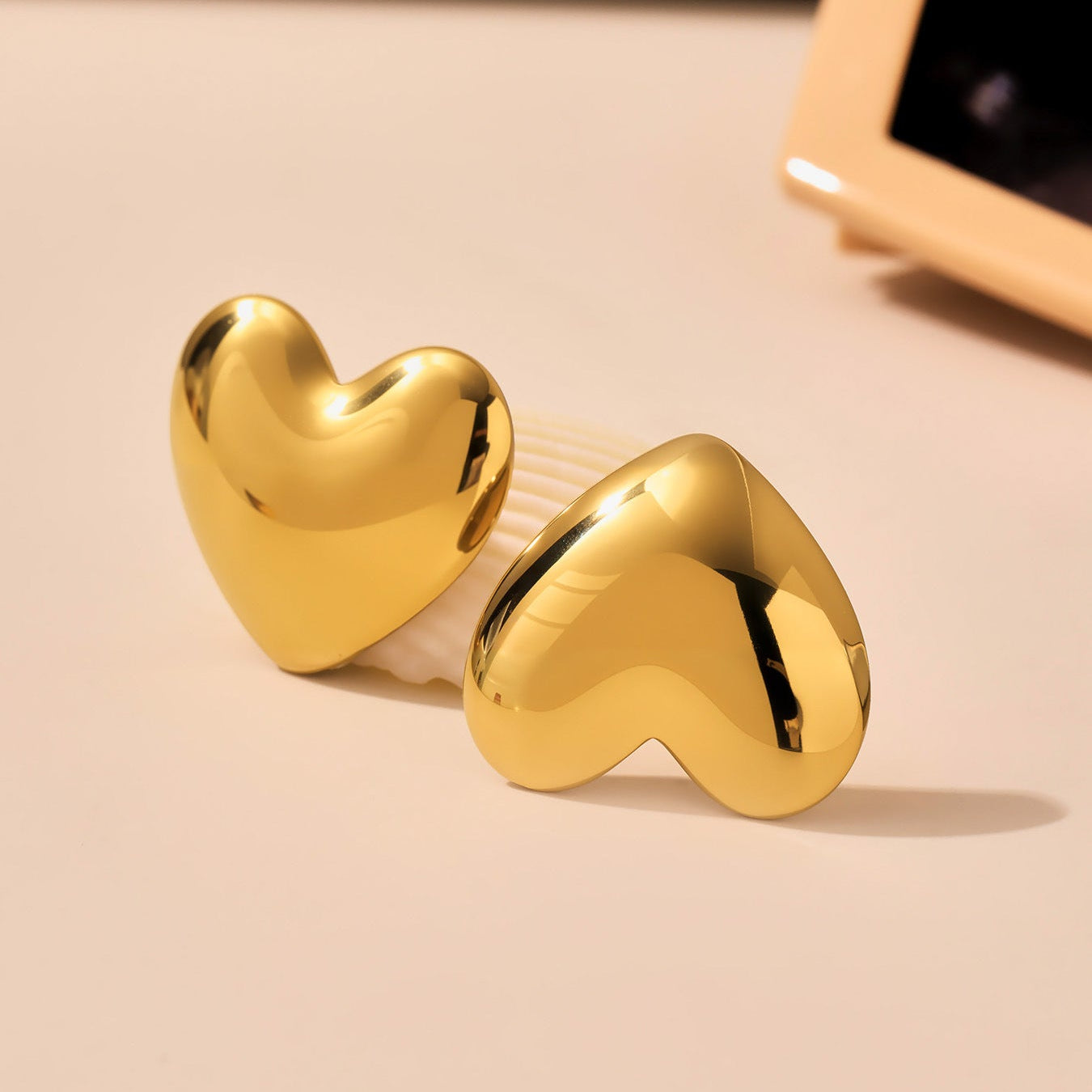 Cercei din oțel inoxidabil in forma de inima