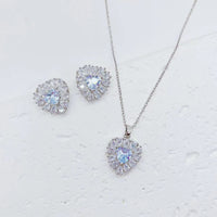 Set placat cu paladiu compus din cercei si colier cu cristale zirconii