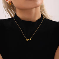 Colier din otel inoxidabil placat cu aur 18K si pandantiv infinit