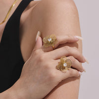 Inel ajustabil cu floare 3D din otel inoxidabil placat cu aur 18K