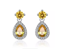 Cercei placati cu paladiu in forma de lacrima, cu zirconii AAA