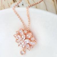 Colier rose gold cu pandantiv cu cristale zirconii