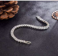 Bratara placata cu paladiu, cu cristale zirconii si inchidere fixa