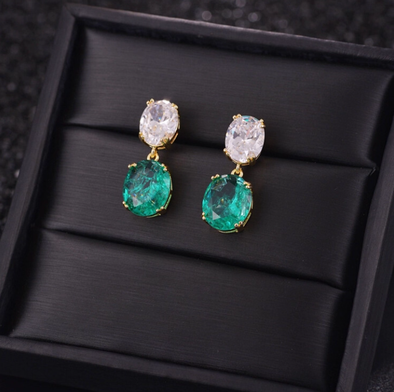 Cercei cu cristale zirconii, placati cu aur 14k