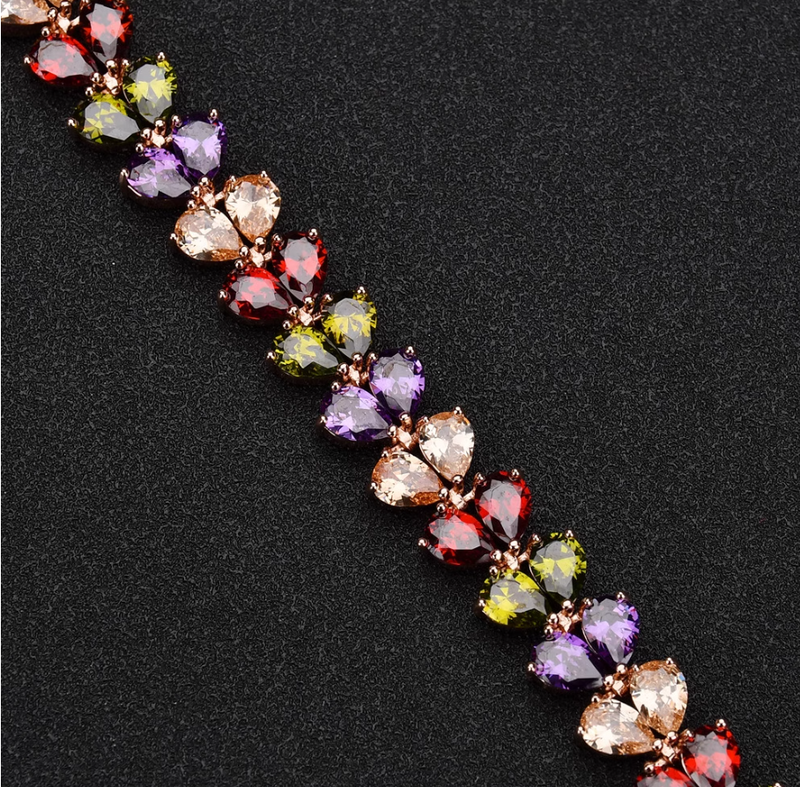 Bratara placata cu aur roz, cu cristale zirconii colorate si inchidere fixa