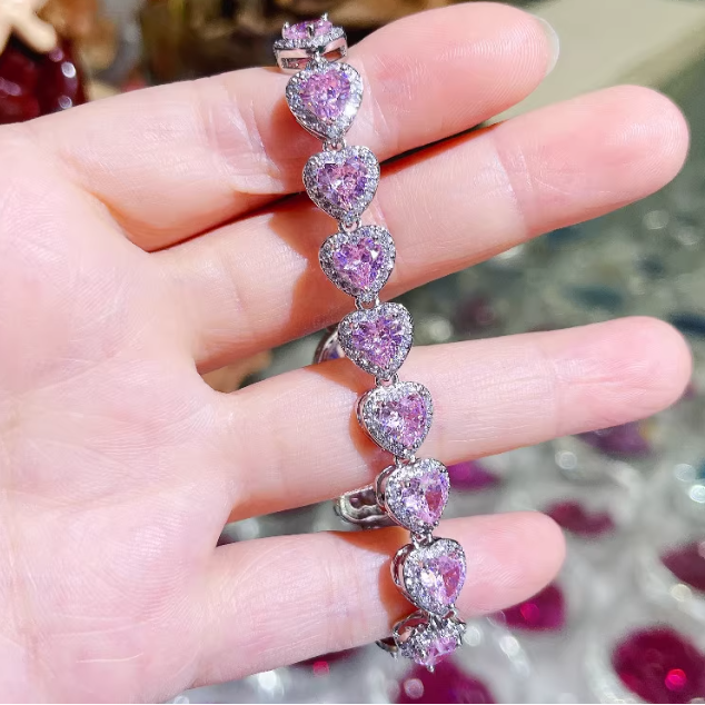 Bratara placata cu paladiu, cu zirconii inima si inchidere fixa